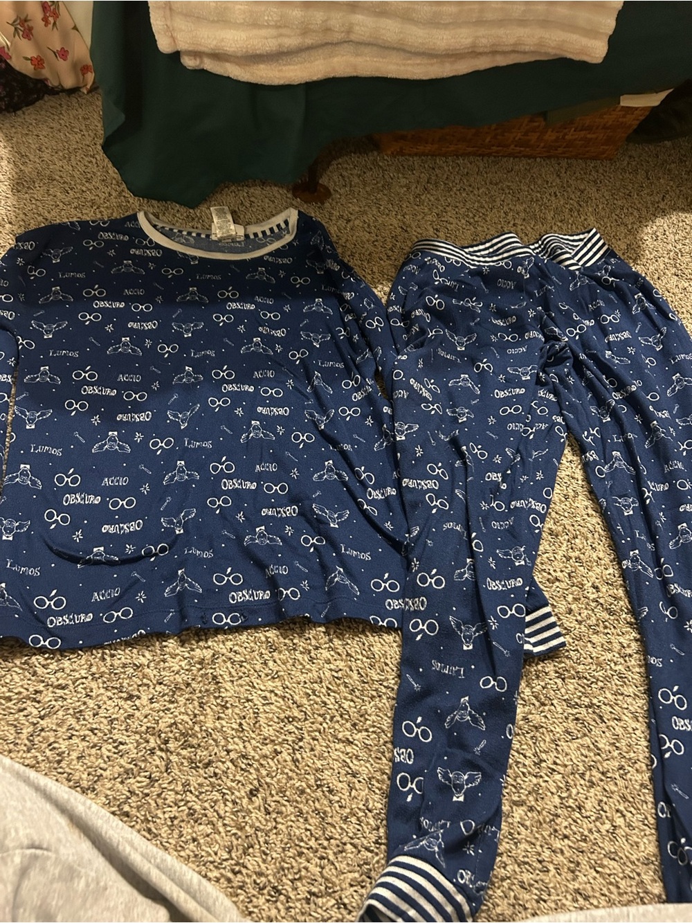 Women’s Navy Blue Printed Pajama Set - Cozy Long Sleeve Top & Pants
